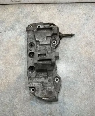 BMW X5 F15 Generator/alternator bracket 8506863 11168506863