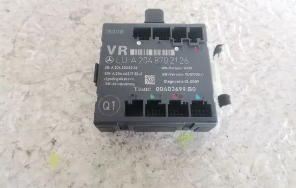 Mercedes-Benz C AMG W204 Other control units/modules A2048702126