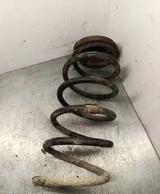 Volvo XC90 Front coil spring 