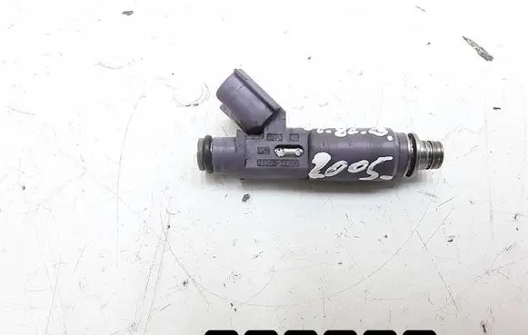 Toyota Avensis T250 Fuel injector 1800PETROL 2325022100