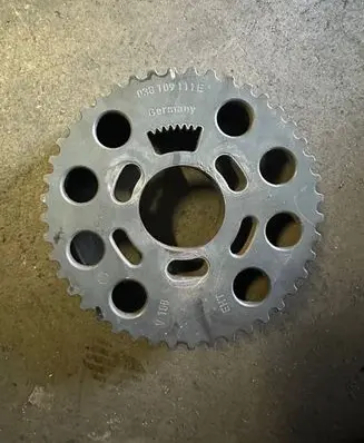 Volkswagen PASSAT B6 Camshaft pulley/ VANOS 038109111E