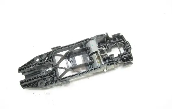 Rear door exterior handle/bracket