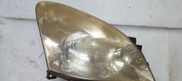 Toyota Corolla Verso AR10 Headlight/headlamp