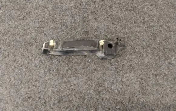 Hyundai Santa Fe Front bumper mounting bracket 865152B000
