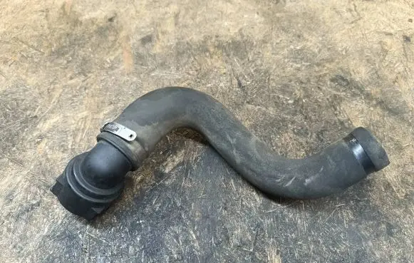 Alfa Romeo Mito Coolant pipe/hose 