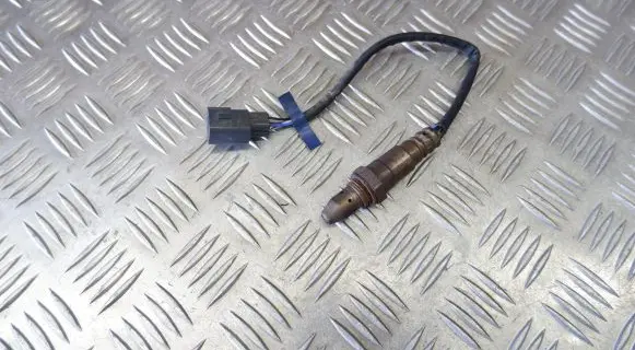 Toyota Prius+ (ZVW40) Lambda probe sensor 8946752060