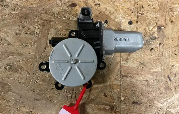 Subaru Legacy Front door window regulator motor 