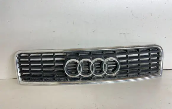 Audi A4 S4 B6 8E 8H Front bumper upper radiator grill
