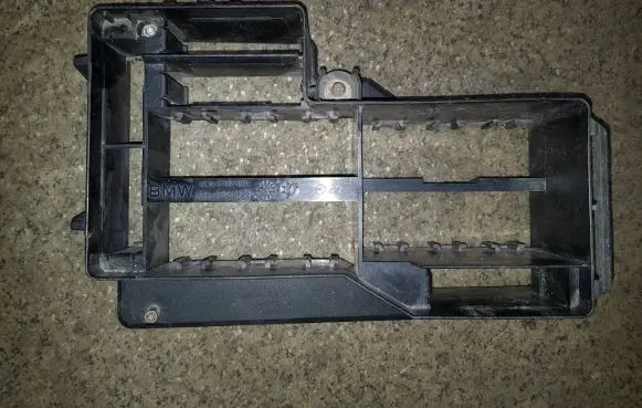 BMW 3 E36 Fuse box set 61131387590