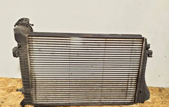 Audi A3 S3 A3 Sportback 8P Intercooler radiator 1K0145803H