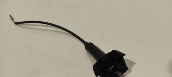Volkswagen Phaeton Fuel cap flap release cable 3D0810899
