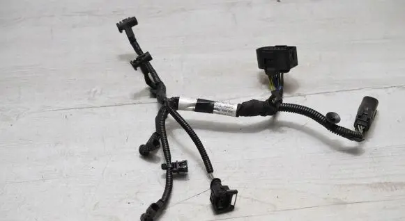 Volvo V40 Glow plug wires 33432023