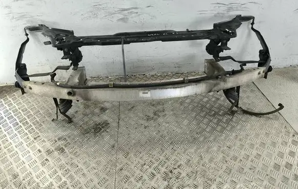 Mercedes-Benz C W204 Radiator support slam panel A2046200272 04112