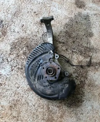 Audi SQ7 Front wheel hub spindle knuckle 4M0407559