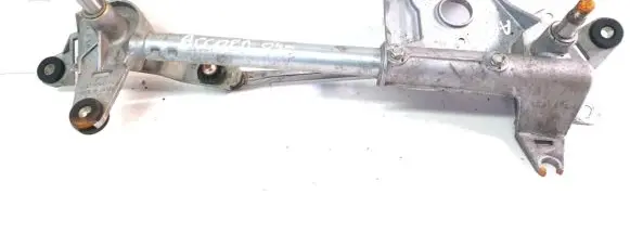 Honda Accord Front wiper linkage 