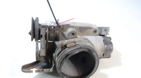 Ford Escort Throttle body valve 