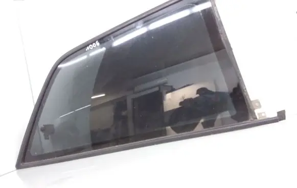 Audi A3 S3 8L Rear side window AS2