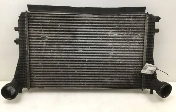 Volkswagen PASSAT B6 Intercooler radiator 3C0145805P