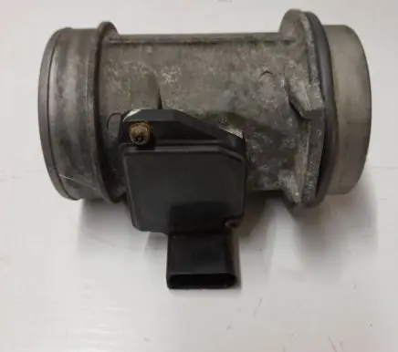 Audi A6 S6 C5 4B Mass air flow meter 059906461D AFH7025C