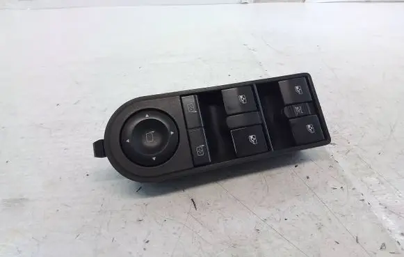 Opel Zafira B Electric window control switch 13228699
