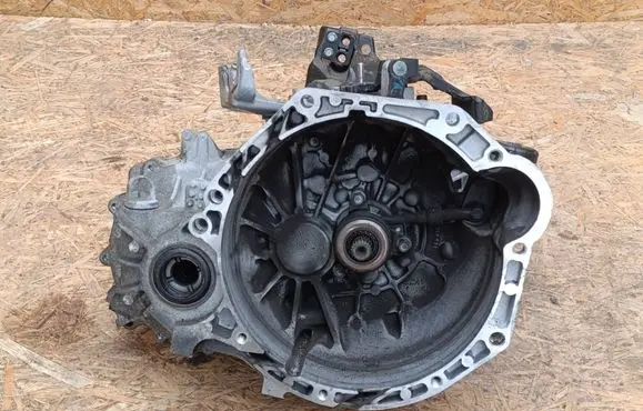 Hyundai Bayon Manual 6 speed gearbox FPJ6 ZX03 F979526