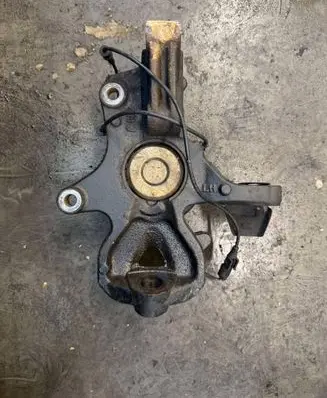 Volkswagen Crafter Front wheel hub spindle knuckle A9065403917