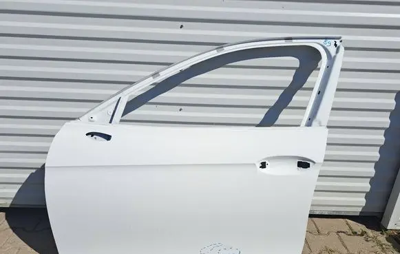 Volkswagen PASSAT B9 Front door 3J0831311B