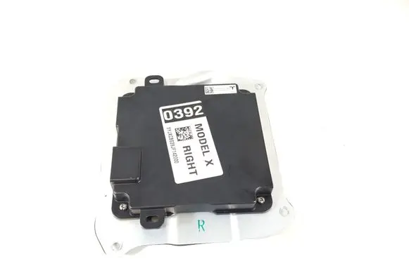 Tesla Model X Door control unit/module 1050183-00-E