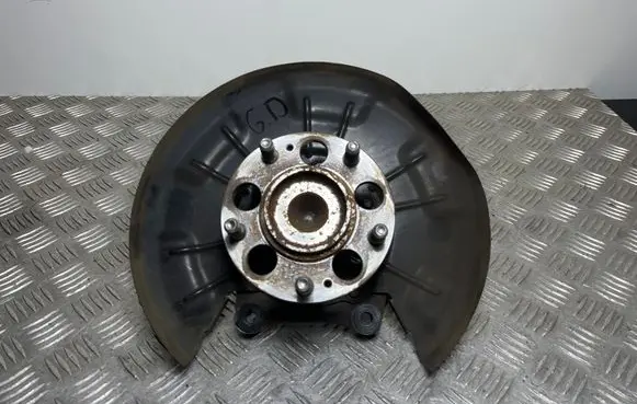 Hyundai Kona I Rear wheel hub
