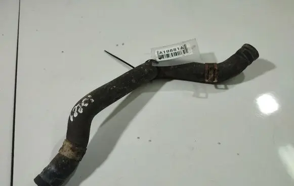 Toyota Avensis Verso Engine coolant pipe/hose