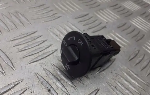 Renault Scenic II - Grand scenic II Passenger airbag on/off switch 8200169589