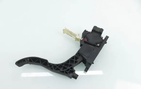 Volkswagen Golf IV Accelerator throttle pedal 0281002342 1J1721503K