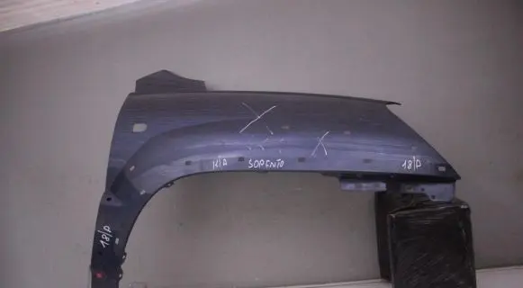 KIA Sorento Fender Heisohdixhs