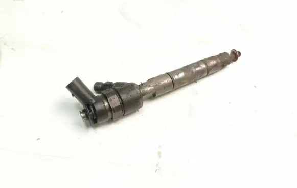 Mercedes-Benz B W245 Fuel injector 0445110167