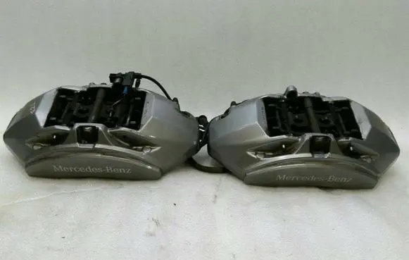 Mercedes-Benz S W222 Front brake caliper A2224200272