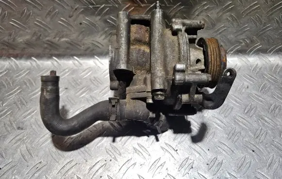 Peugeot Boxer Water pump 9613316380
