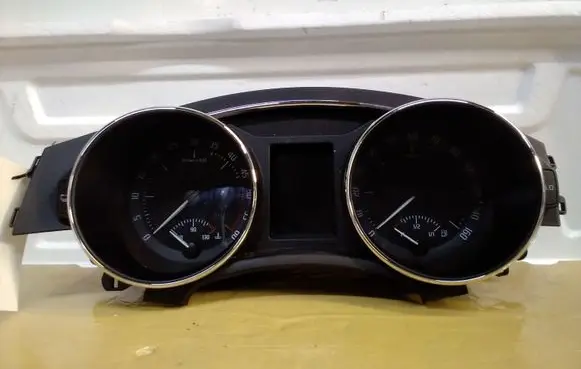 Skoda Superb B6 (3T) Speedometer (instrument cluster) 3T2920941D