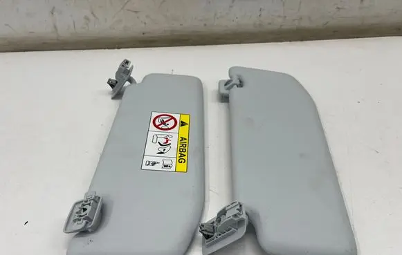 Opel Mokka B Sun visor