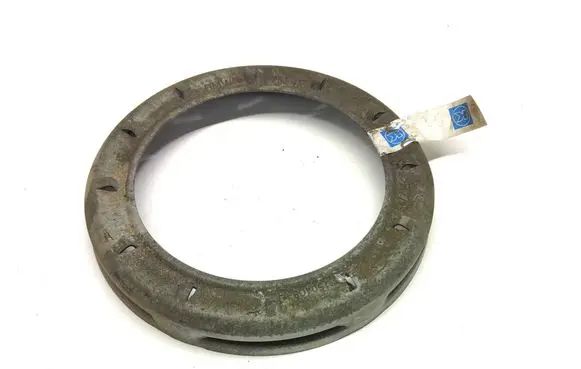 BMW 5 E60 E61 In tank fuel pump screw locking ring/nut 6762417
