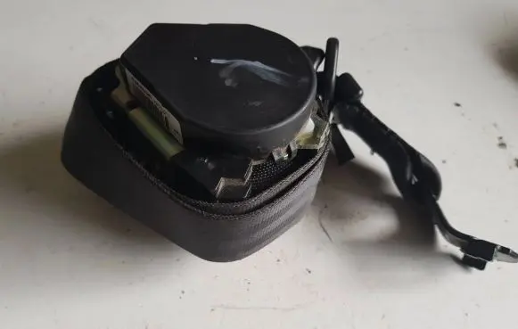 Opel Movano B Front seatbelt 868840019R