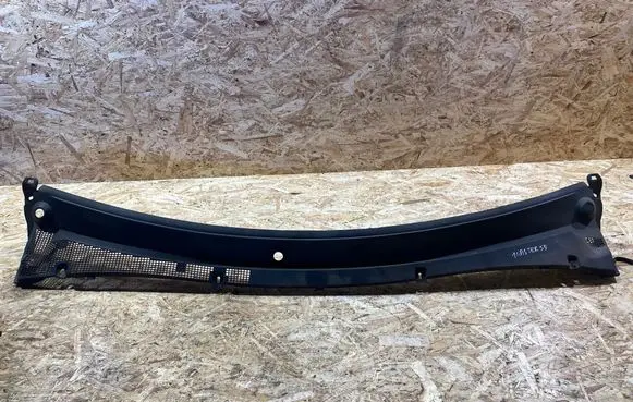 Renault Master III Wiper trim 668110010R