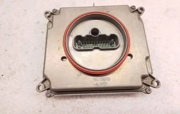 Volkswagen PASSAT B8 USA Headlight ballast module Xenon 7PP941472E 5DF01109403AB