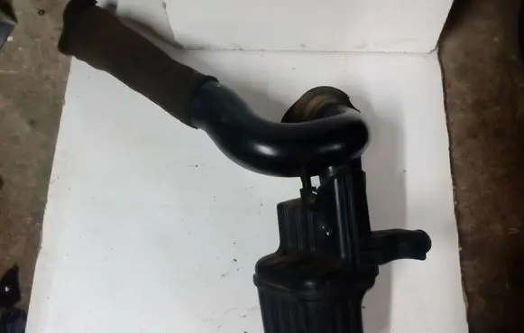 Opel Antara Intake resonator 22737397 20987238 20987239