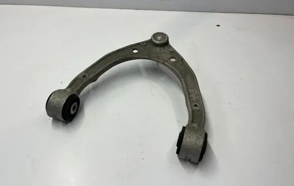 Volkswagen Touareg II Front upper control arm/wishbone K195307