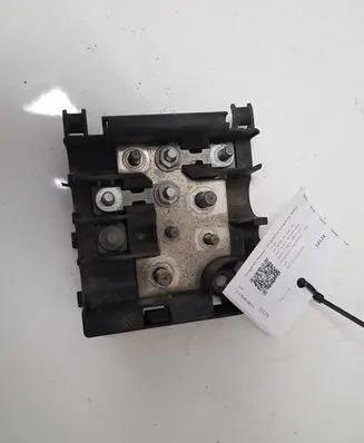 Audi A4 S4 B8 8K Fuse module K98K051B
