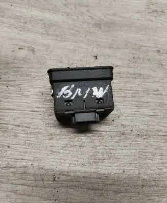 BMW 5 E39 Electric window control switch 8368974