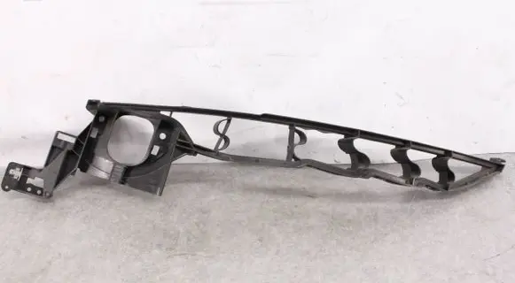 BMW X6 E71 Fender mounting bracket 7157989 51127157989