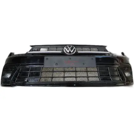 Volkswagen Polo VI Front bumper 
