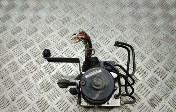 Volvo V50 ABS Pump 30672504A 30672503