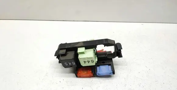 Audi A6 S6 C7 4G Relay mounting block 4G0937503